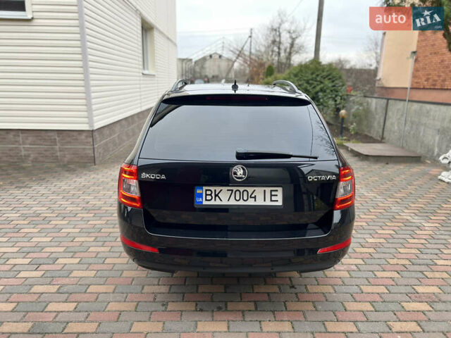 Черный Шкода Октавия, объемом двигателя 2 л и пробегом 312 тыс. км за 13500 $, фото 9 на Automoto.ua