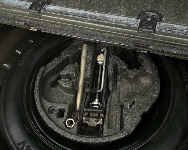 Черный Шкода Октавия, объемом двигателя 1.97 л и пробегом 327 тыс. км за 10999 $, фото 30 на Automoto.ua