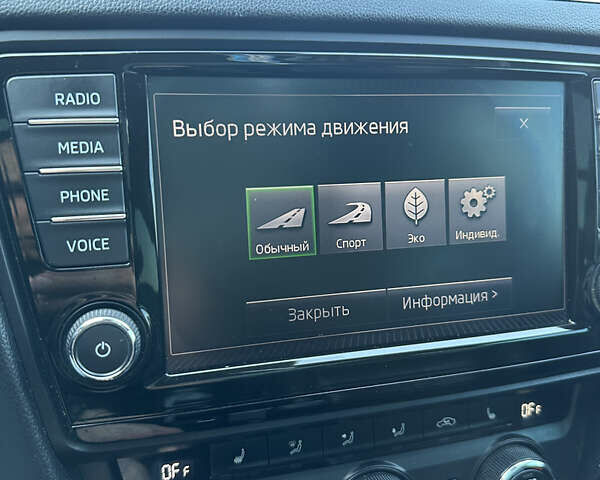 Чорний Шкода Октавія, об'ємом двигуна 1.97 л та пробігом 301 тис. км за 12500 $, фото 27 на Automoto.ua