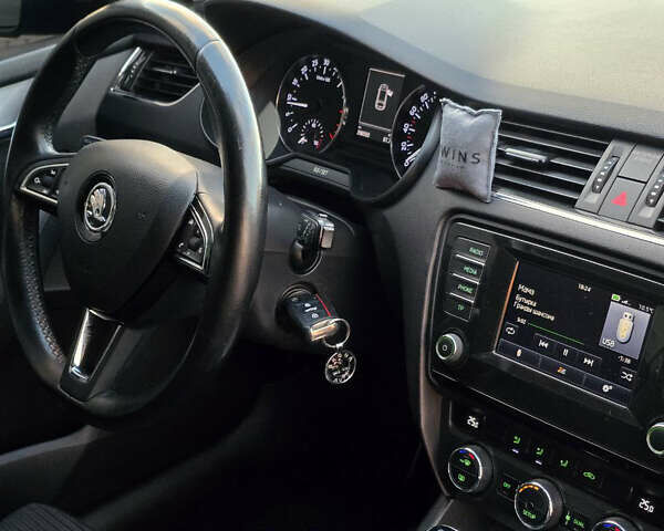 Чорний Шкода Октавія, об'ємом двигуна 1.97 л та пробігом 293 тис. км за 12900 $, фото 37 на Automoto.ua