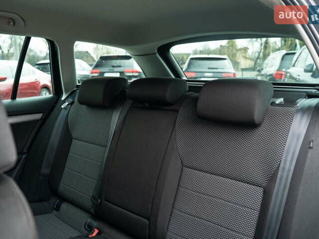 Чорний Шкода Октавія, об'ємом двигуна 1.6 л та пробігом 225 тис. км за 13400 $, фото 31 на Automoto.ua