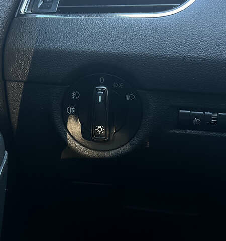 Чорний Шкода Октавія, об'ємом двигуна 1.97 л та пробігом 233 тис. км за 11700 $, фото 11 на Automoto.ua