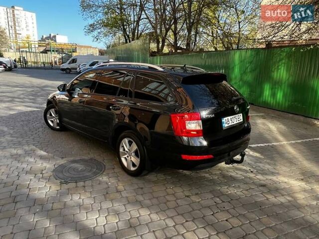 Черный Шкода Октавия, объемом двигателя 1.6 л и пробегом 267 тыс. км за 11000 $, фото 5 на Automoto.ua