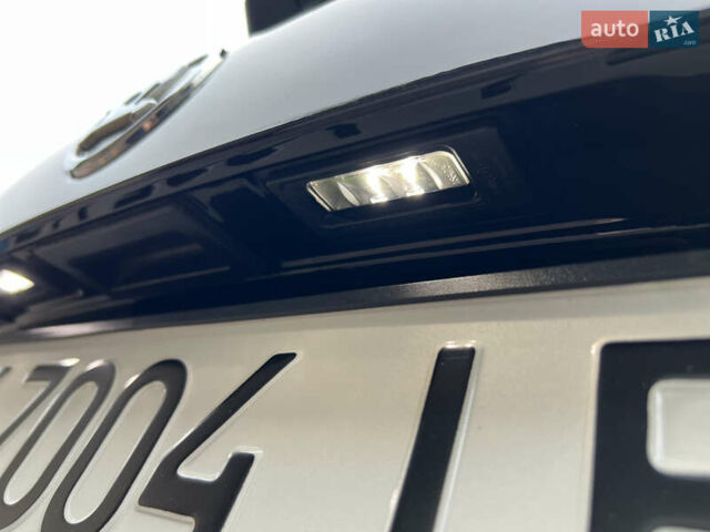 Черный Шкода Октавия, объемом двигателя 2 л и пробегом 312 тыс. км за 13500 $, фото 12 на Automoto.ua