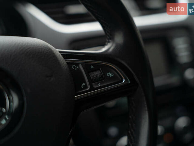 Чорний Шкода Октавія, об'ємом двигуна 1.6 л та пробігом 225 тис. км за 13400 $, фото 22 на Automoto.ua