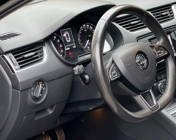 Черный Шкода Октавия, объемом двигателя 2 л и пробегом 312 тыс. км за 13500 $, фото 17 на Automoto.ua
