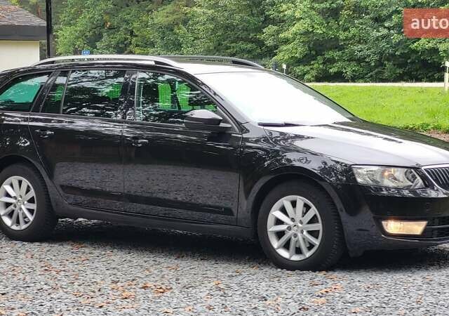 Чорний Шкода Октавія, об'ємом двигуна 1.6 л та пробігом 269 тис. км за 11250 $, фото 87 на Automoto.ua