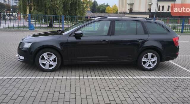 Черный Шкода Октавия, объемом двигателя 1.6 л и пробегом 287 тыс. км за 9500 $, фото 5 на Automoto.ua