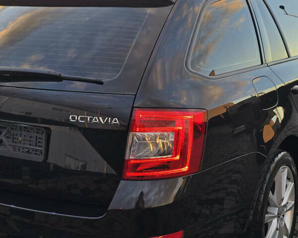 Чорний Шкода Октавія, об'ємом двигуна 1.97 л та пробігом 293 тис. км за 12900 $, фото 14 на Automoto.ua