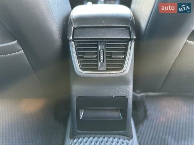 Черный Шкода Октавия, объемом двигателя 1.6 л и пробегом 209 тыс. км за 11500 $, фото 11 на Automoto.ua