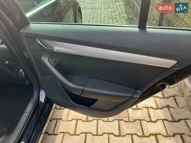 Черный Шкода Октавия, объемом двигателя 1.8 л и пробегом 247 тыс. км за 12845 $, фото 29 на Automoto.ua