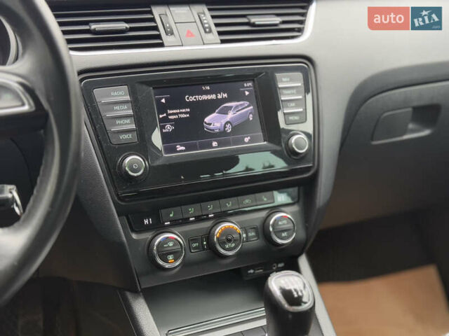 Черный Шкода Октавия, объемом двигателя 1.6 л и пробегом 232 тыс. км за 9900 $, фото 7 на Automoto.ua