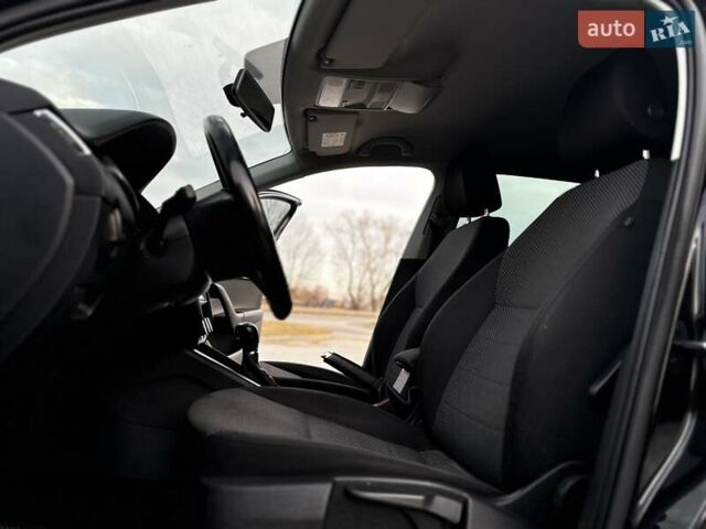 Черный Шкода Октавия, объемом двигателя 1.97 л и пробегом 249 тыс. км за 9999 $, фото 57 на Automoto.ua