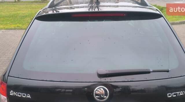 Черный Шкода Октавия, объемом двигателя 1.6 л и пробегом 289 тыс. км за 9650 $, фото 43 на Automoto.ua