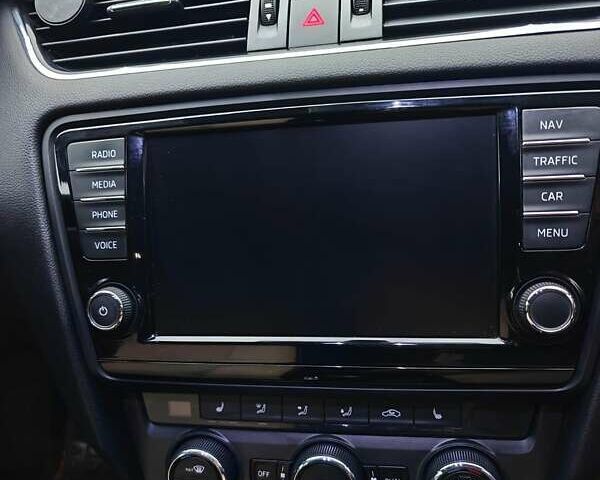 Черный Шкода Октавия, объемом двигателя 1.6 л и пробегом 343 тыс. км за 10000 $, фото 17 на Automoto.ua