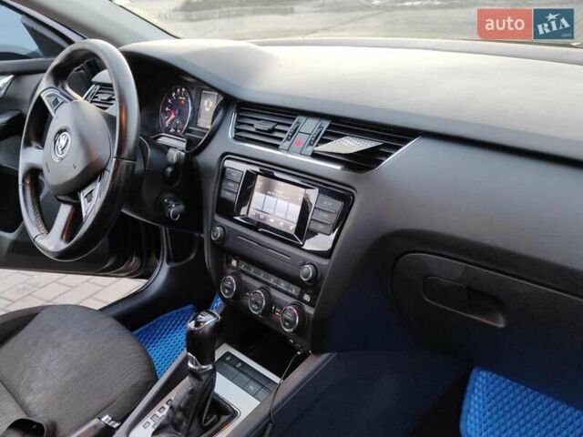 Шкода Октавия 2014 в Мукачеве на Automoto.ua Черный Шкода Октавия, объемом двигателя 1.6 л и пробегом 296 тыс. км за 10800 $, фото 1 на Automoto.ua