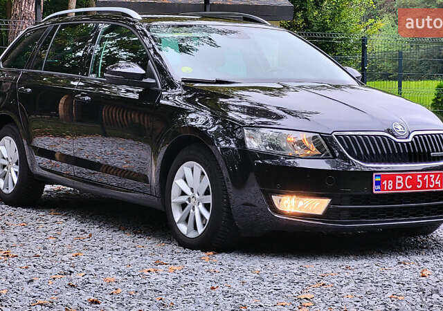 Чорний Шкода Октавія, об'ємом двигуна 1.6 л та пробігом 269 тис. км за 11250 $, фото 2 на Automoto.ua