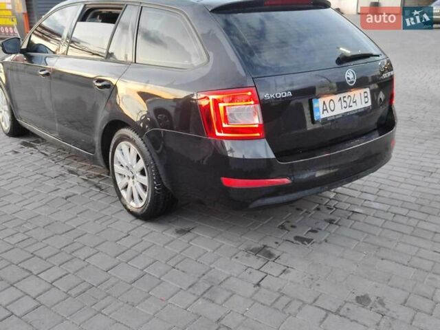 Шкода Октавия 2014 в Мукачеве на Automoto.ua Черный Шкода Октавия, объемом двигателя 1.6 л и пробегом 296 тыс. км за 10800 $, фото 10 на Automoto.ua