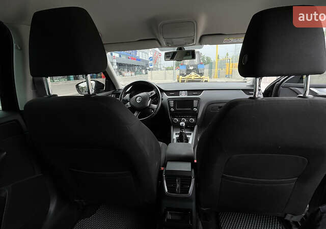 Чорний Шкода Октавія, об'ємом двигуна 1.6 л та пробігом 284 тис. км за 11750 $, фото 33 на Automoto.ua