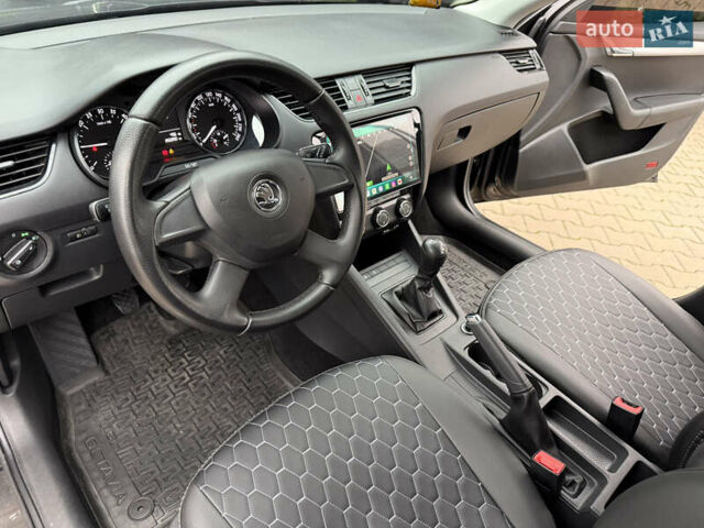 Чорний Шкода Октавія, об'ємом двигуна 1.6 л та пробігом 260 тис. км за 9500 $, фото 12 на Automoto.ua