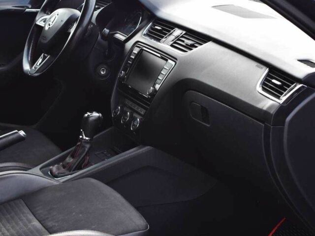 Черный Шкода Октавия, объемом двигателя 2 л и пробегом 283 тыс. км за 14750 $, фото 10 на Automoto.ua