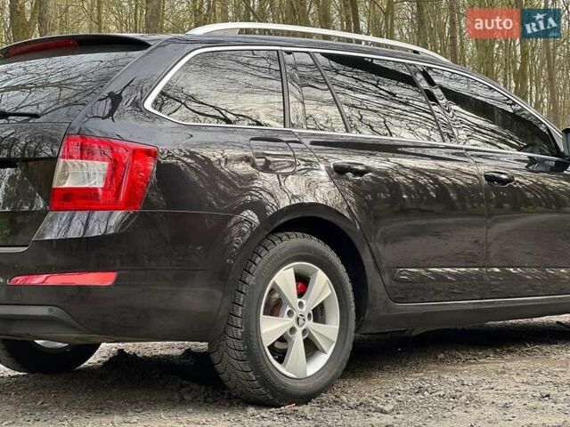 Черный Шкода Октавия, объемом двигателя 2 л и пробегом 300 тыс. км за 11700 $, фото 15 на Automoto.ua