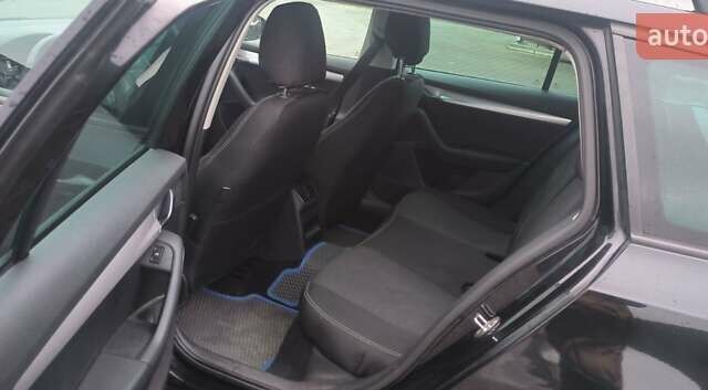 Черный Шкода Октавия, объемом двигателя 1.6 л и пробегом 289 тыс. км за 9650 $, фото 23 на Automoto.ua