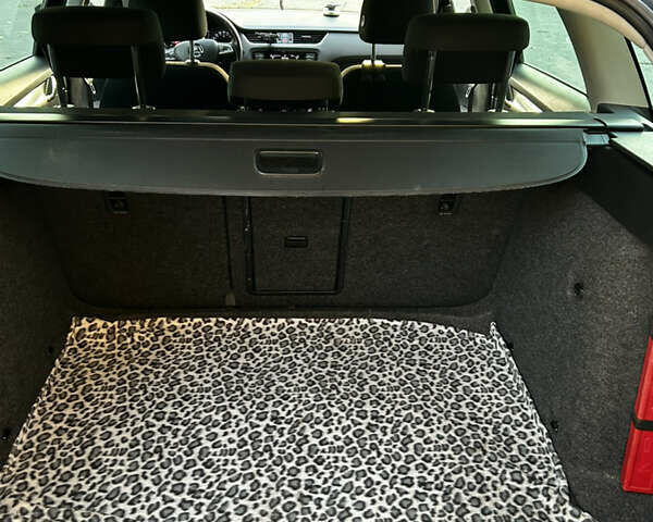 Чорний Шкода Октавія, об'ємом двигуна 1.6 л та пробігом 338 тис. км за 10000 $, фото 10 на Automoto.ua