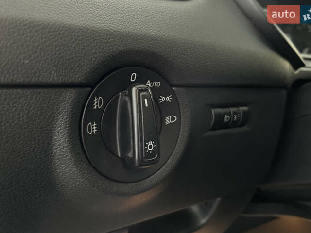 Чорний Шкода Октавія, об'ємом двигуна 1.6 л та пробігом 288 тис. км за 10500 $, фото 16 на Automoto.ua