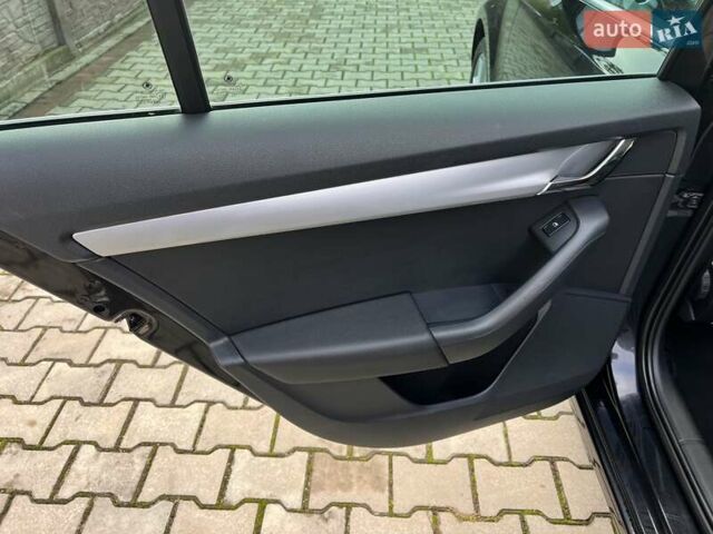 Черный Шкода Октавия, объемом двигателя 1.8 л и пробегом 247 тыс. км за 12845 $, фото 22 на Automoto.ua