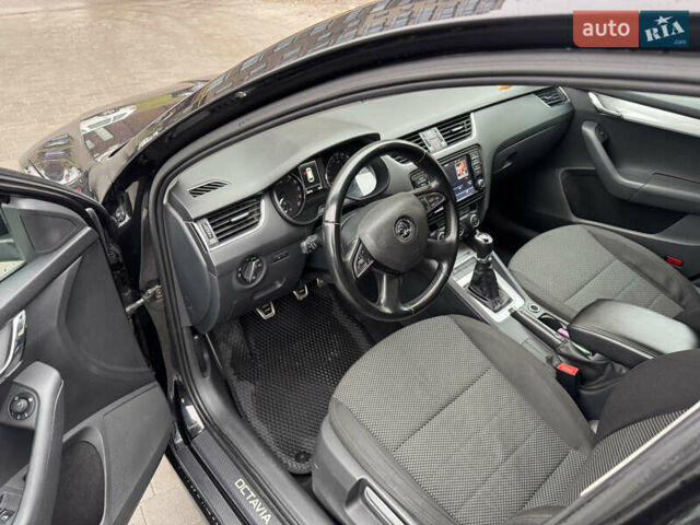 Чорний Шкода Октавія, об'ємом двигуна 1.6 л та пробігом 292 тис. км за 8599 $, фото 6 на Automoto.ua