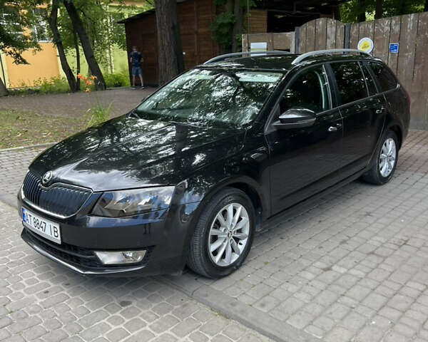 Черный Шкода Октавия, объемом двигателя 1.97 л и пробегом 206 тыс. км за 12500 $, фото 7 на Automoto.ua