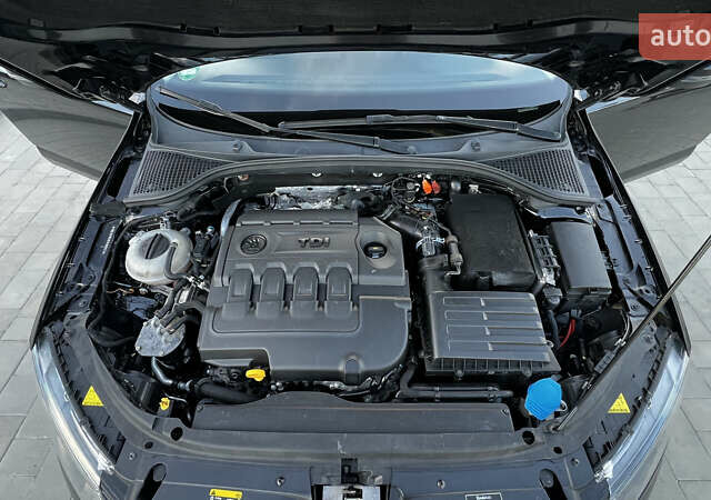 Чорний Шкода Октавія, об'ємом двигуна 1.6 л та пробігом 157 тис. км за 9999 $, фото 63 на Automoto.ua