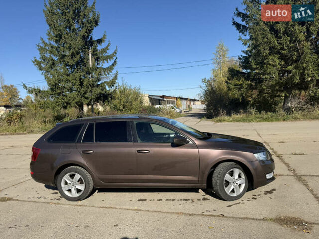 Шкода Октавія 2014 у Надворной на Automoto.ua Чорний Шкода Октавія, об'ємом двигуна 1.98 л та пробігом 290 тис. км за 10600 $, фото 4 на Automoto.ua