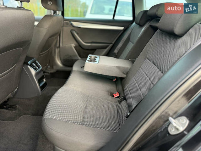 Черный Шкода Октавия, объемом двигателя 1.6 л и пробегом 218 тыс. км за 11950 $, фото 20 на Automoto.ua