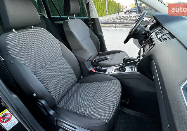 Черный Шкода Октавия, объемом двигателя 1.6 л и пробегом 158 тыс. км за 10000 $, фото 59 на Automoto.ua