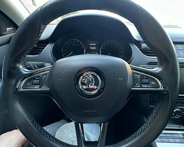 Чорний Шкода Октавія, об'ємом двигуна 1.97 л та пробігом 301 тис. км за 12500 $, фото 12 на Automoto.ua