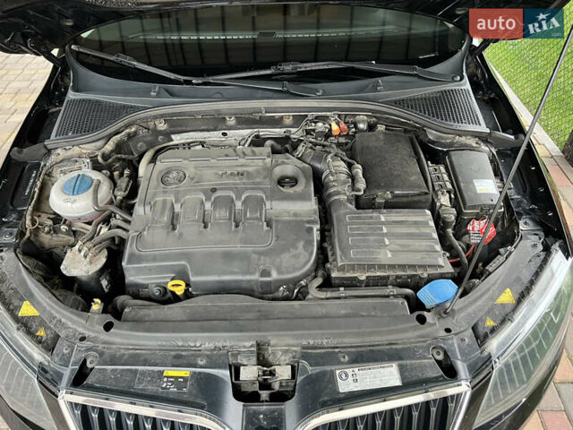 Черный Шкода Октавия, объемом двигателя 2 л и пробегом 312 тыс. км за 13500 $, фото 42 на Automoto.ua