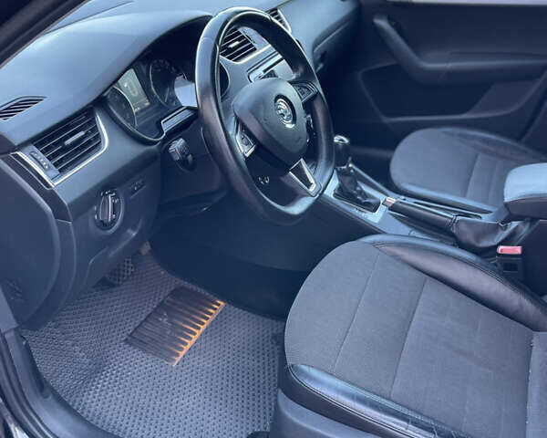 Чорний Шкода Октавія, об'ємом двигуна 1.97 л та пробігом 321 тис. км за 10699 $, фото 37 на Automoto.ua