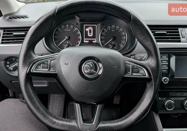 Черный Шкода Октавия, объемом двигателя 1.6 л и пробегом 280 тыс. км за 9500 $, фото 15 на Automoto.ua