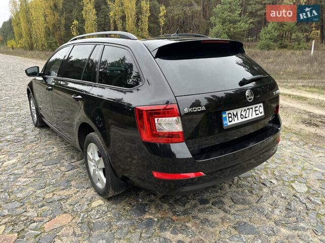 Черный Шкода Октавия, объемом двигателя 1.6 л и пробегом 220 тыс. км за 9999 $, фото 3 на Automoto.ua