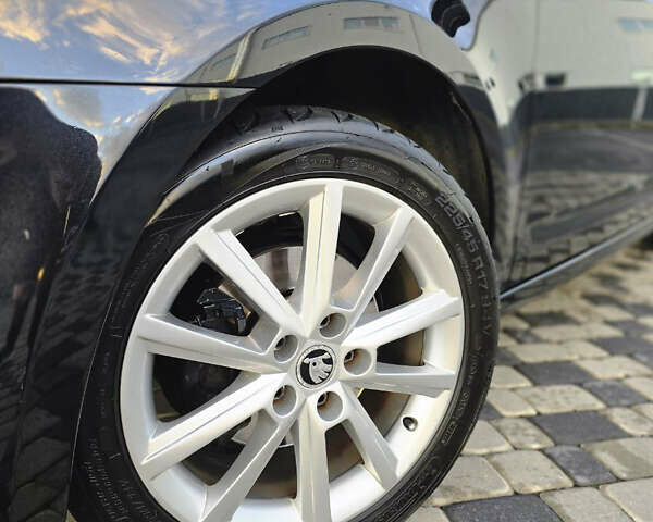 Чорний Шкода Октавія, об'ємом двигуна 1.97 л та пробігом 293 тис. км за 12900 $, фото 7 на Automoto.ua