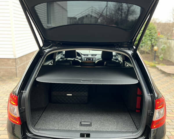 Черный Шкода Октавия, объемом двигателя 2 л и пробегом 312 тыс. км за 13500 $, фото 21 на Automoto.ua