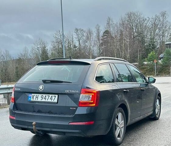 Черный Шкода Октавия, объемом двигателя 1.8 л и пробегом 223 тыс. км за 11500 $, фото 1 на Automoto.ua