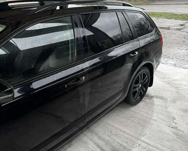 Черный Шкода Октавия, объемом двигателя 1.6 л и пробегом 305 тыс. км за 9850 $, фото 4 на Automoto.ua