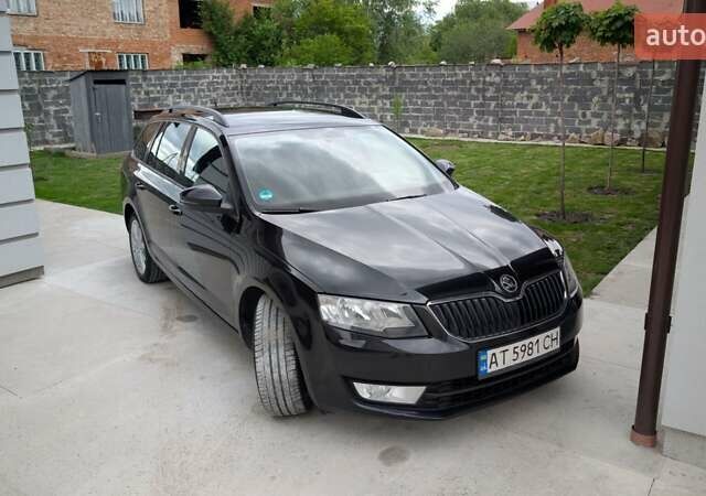 Черный Шкода Октавия, объемом двигателя 1.6 л и пробегом 280 тыс. км за 9500 $, фото 2 на Automoto.ua