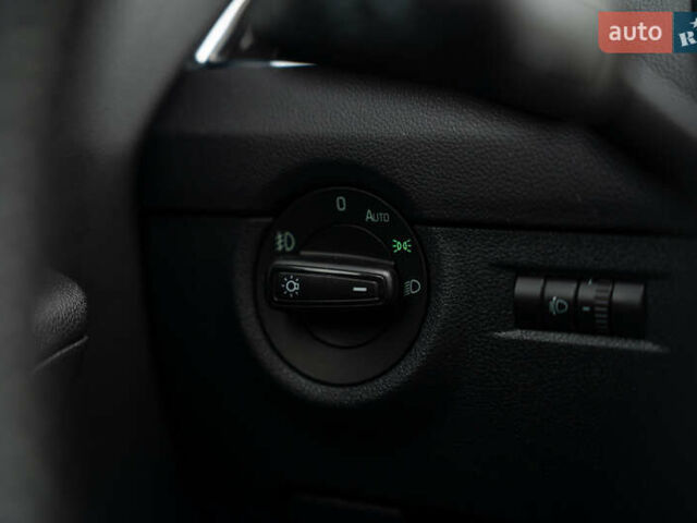 Чорний Шкода Октавія, об'ємом двигуна 1.6 л та пробігом 225 тис. км за 13400 $, фото 16 на Automoto.ua