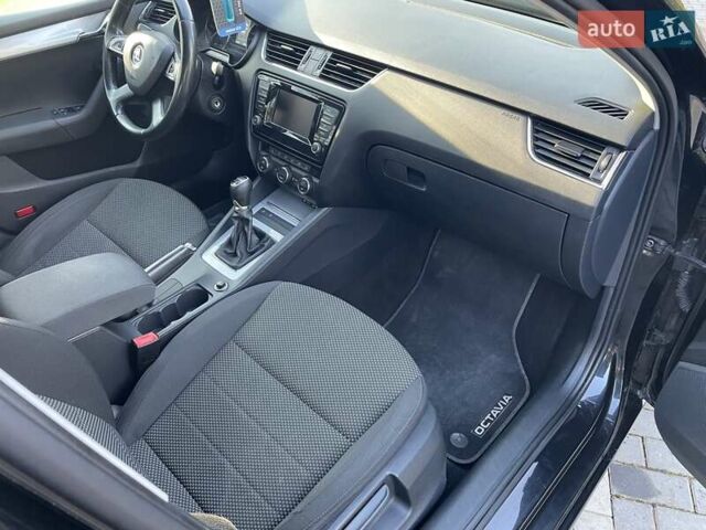 Черный Шкода Октавия, объемом двигателя 1.97 л и пробегом 252 тыс. км за 10700 $, фото 28 на Automoto.ua