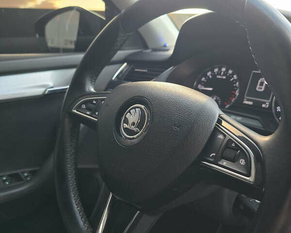 Чорний Шкода Октавія, об'ємом двигуна 1.97 л та пробігом 293 тис. км за 12900 $, фото 38 на Automoto.ua