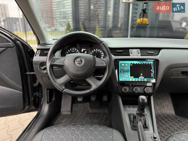 Чорний Шкода Октавія, об'ємом двигуна 1.6 л та пробігом 260 тис. км за 9500 $, фото 22 на Automoto.ua